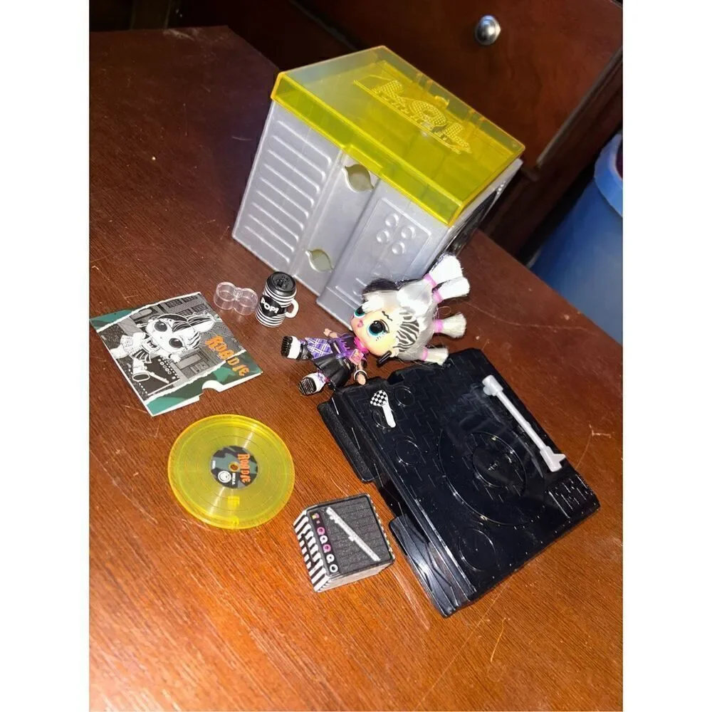LOL Remix with doll